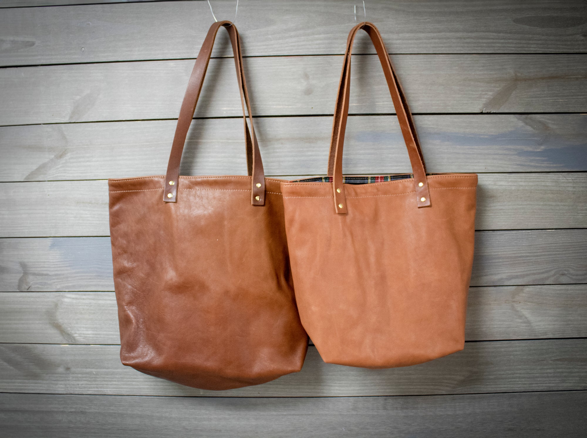 Leather Purse Vs. Leather Tote Bag- Steurer & Jacoby