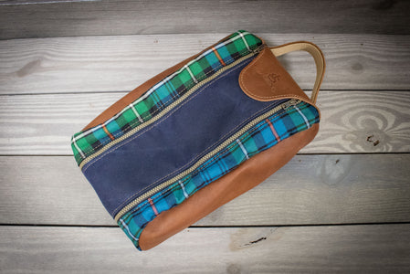Mackenzie OC Tartan and Navy with Natural Leather Shoe Bag- Steurer & Jacoby