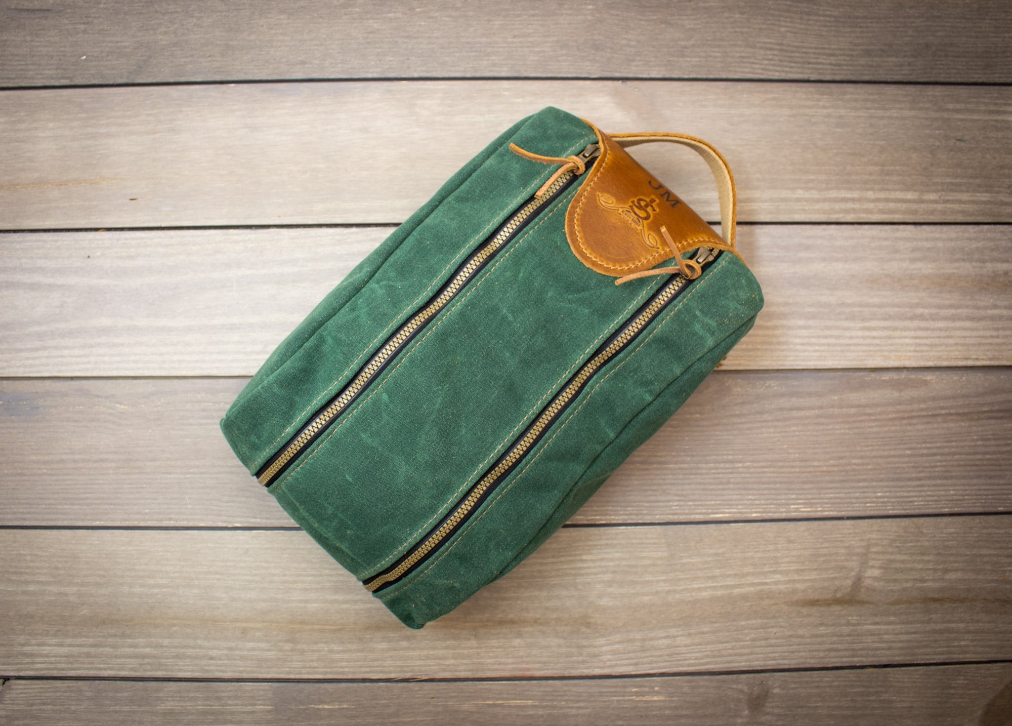 Spruce Green and Natural Leather Shoe Bag- Steurer & Jacoby